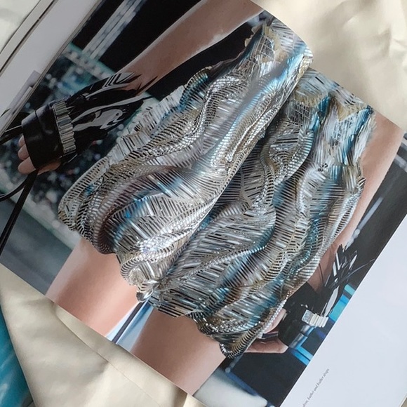 Louis Vuitton 2016 catalog - Picture 9 of 12